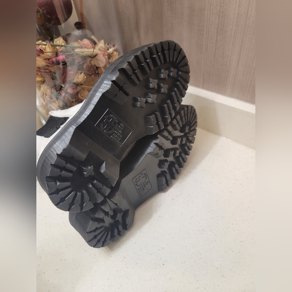 Dr. Martens Black Quad Boots - Picture 9 of 13